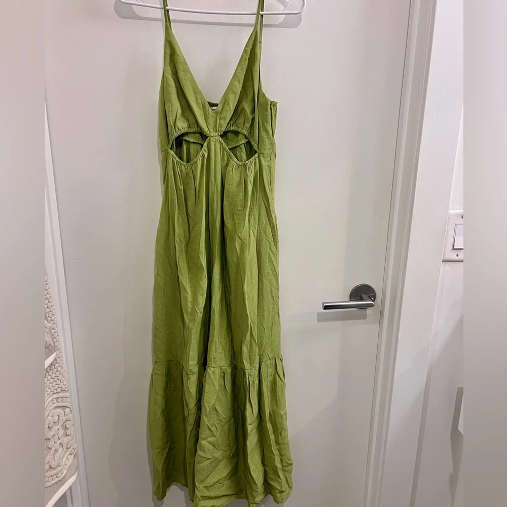 *NWT* Abercrombie & Fitch Plunge Cutout Maxi Dress